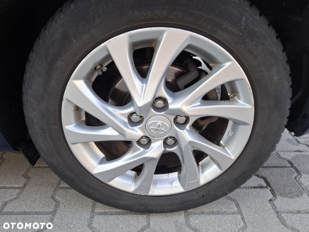 Toyota Auris 1.2 Turbo Comfort - 24