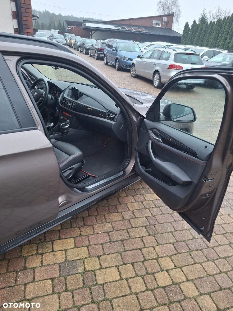 BMW X1 sDrive18d xLine - 16