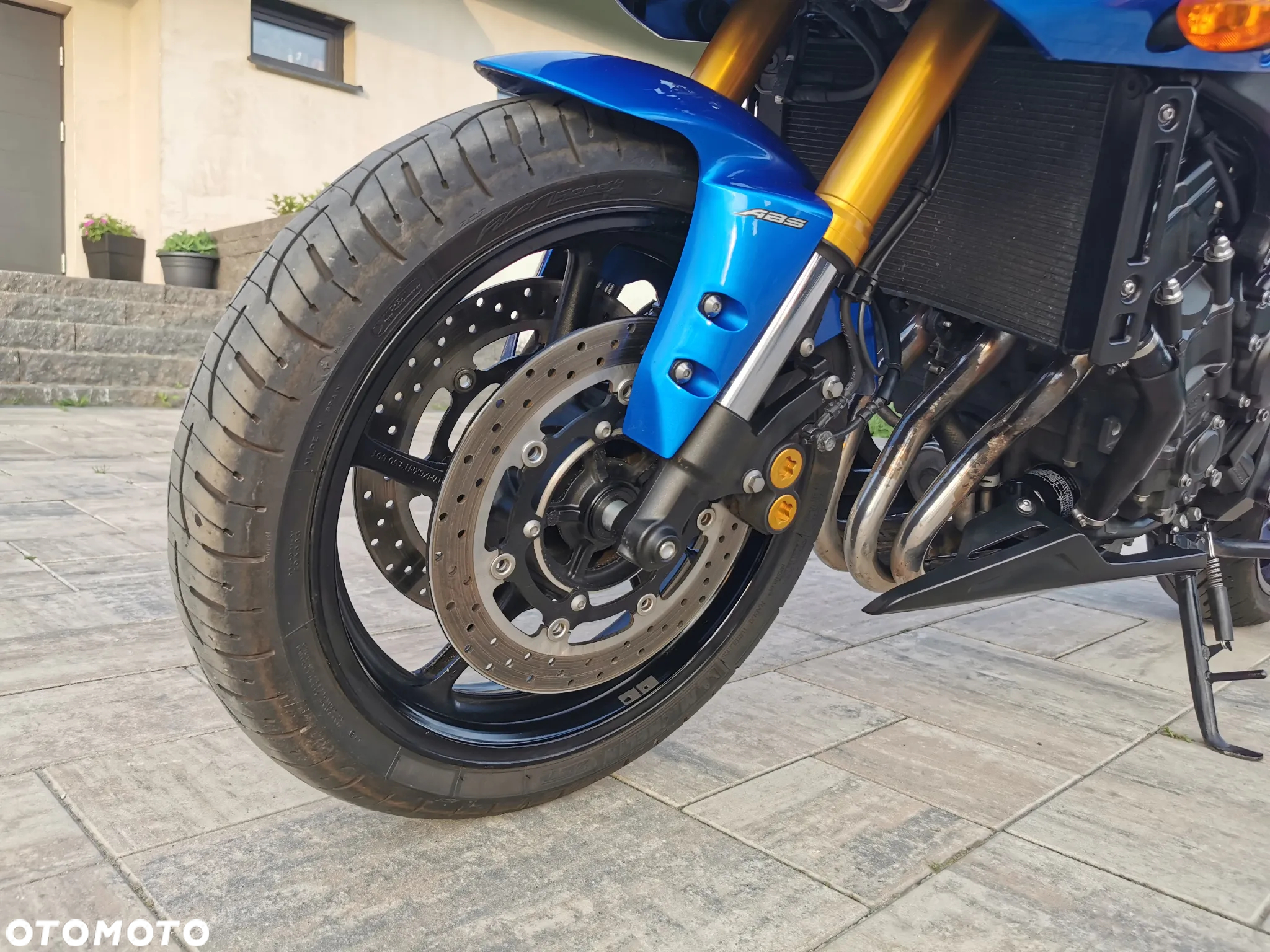 Yamaha FZ8 - 12