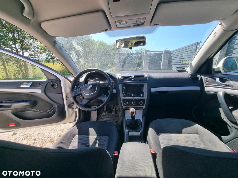 Skoda Octavia 2.0 TDI Ambiente - 6