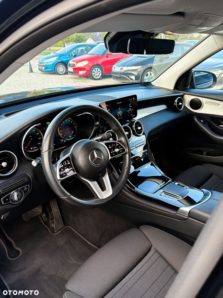 Mercedes-Benz GLC - 22