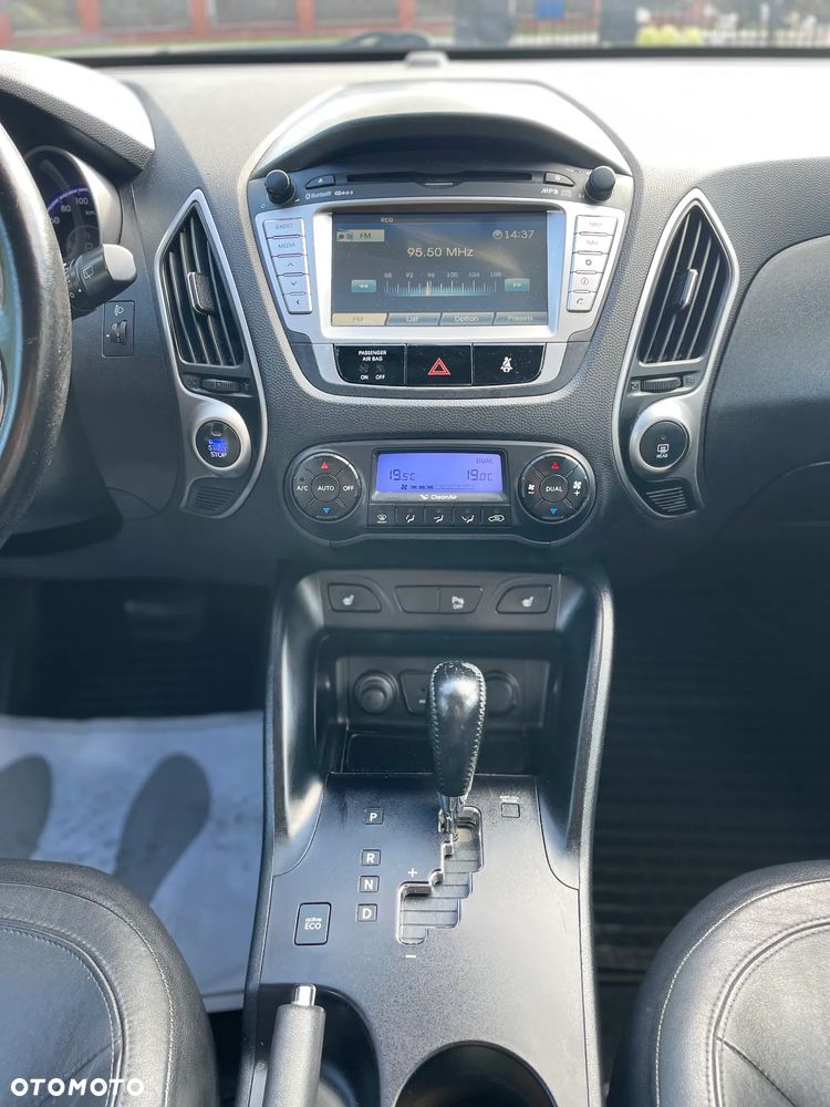 Hyundai ix35 2.0 CRDi 4WD Automatik Premium - 15
