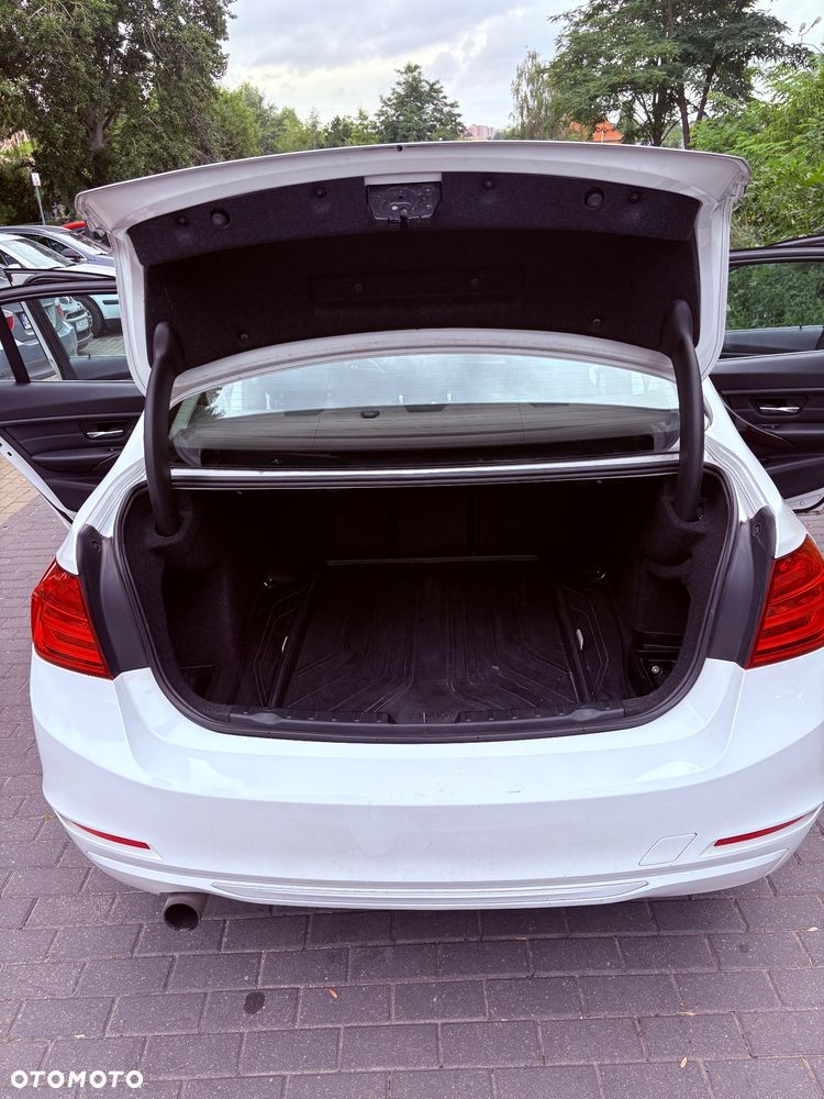 BMW Seria 3 - 13