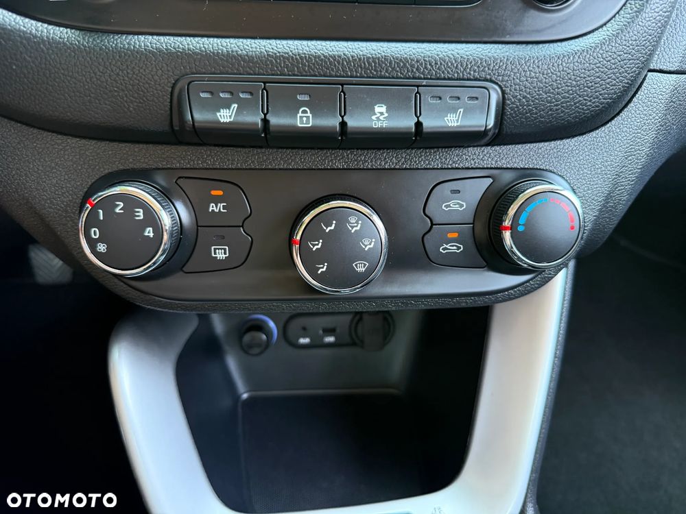 Kia Ceed 1.4 CVVT Dream Team Edition - 17