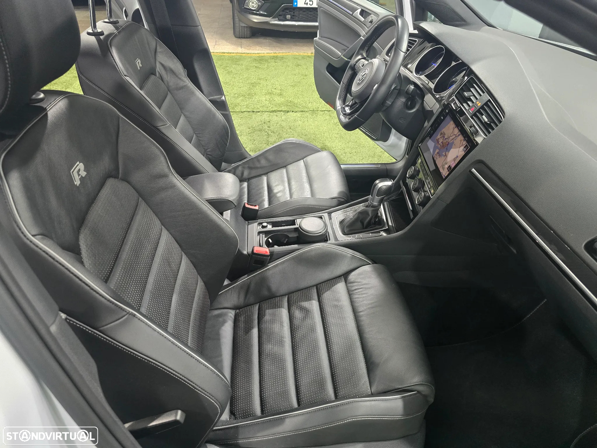 VW Golf 2.0 TSI R DSG - 8