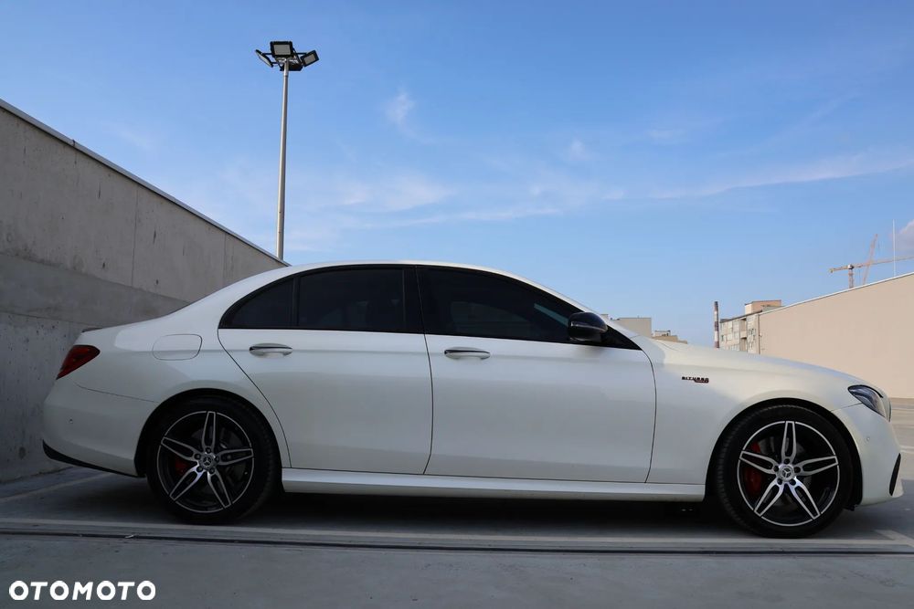 Mercedes-Benz Klasa E 43 AMG 4Matic 9G-TRONIC - 13