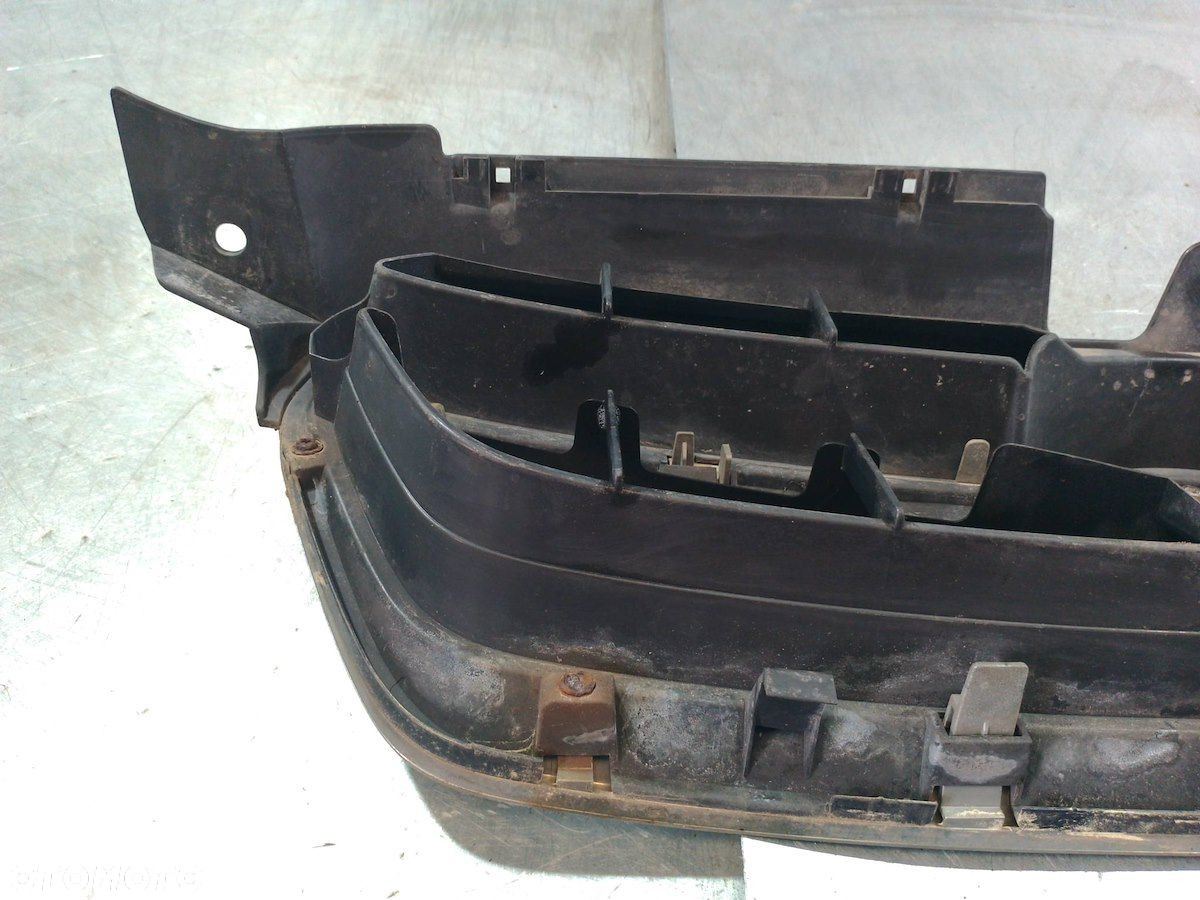 ATRAPA GRILL GRIL SUBARU LEGACY IV 91121-AG150 - 2