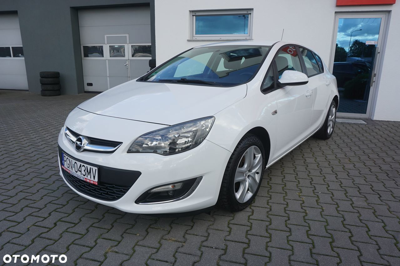 Opel Astra - 2