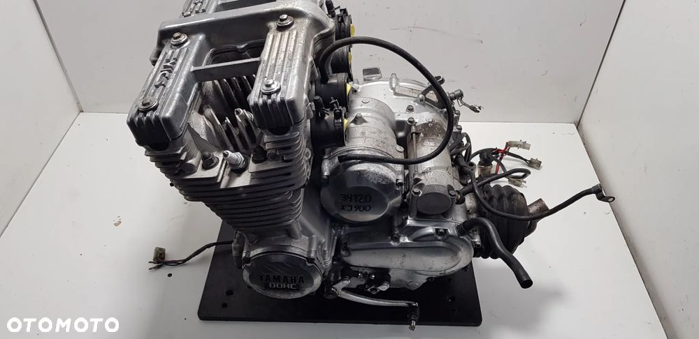 Yamaha XJ900 Diversion - Silnik - 2