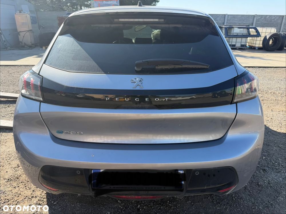 Peugeot 208 - 3