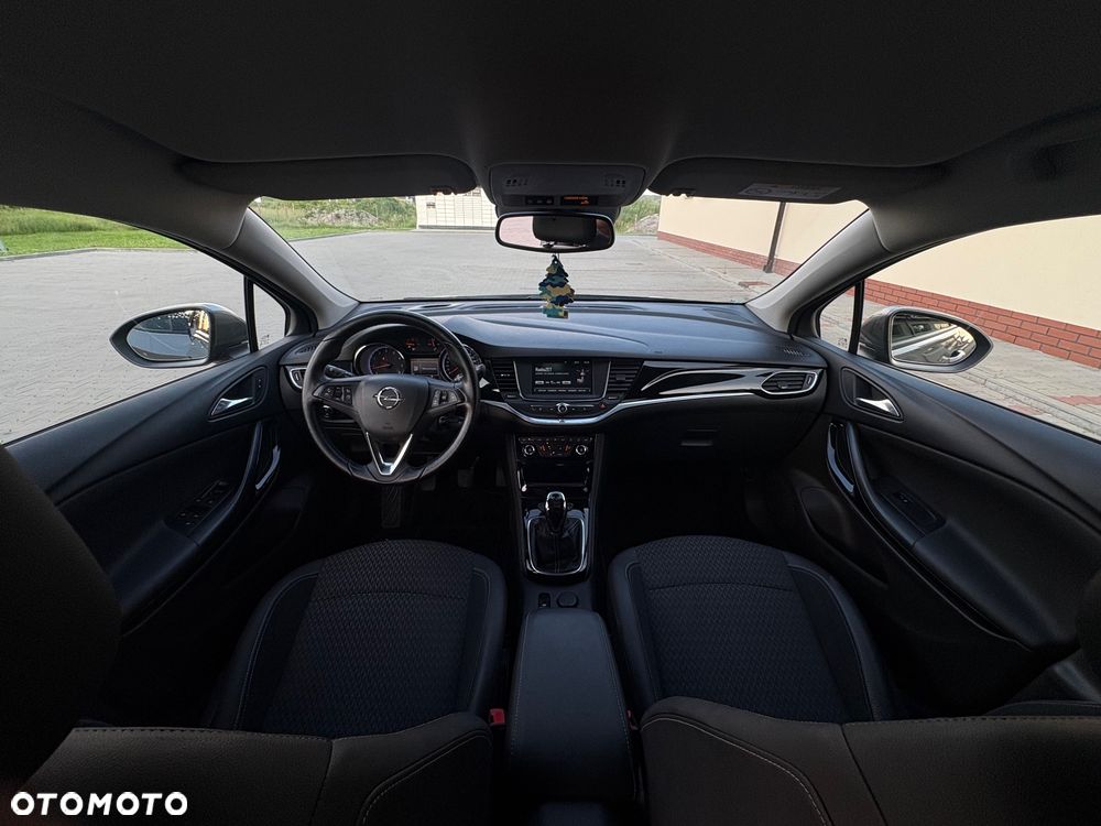 Opel Astra - 24