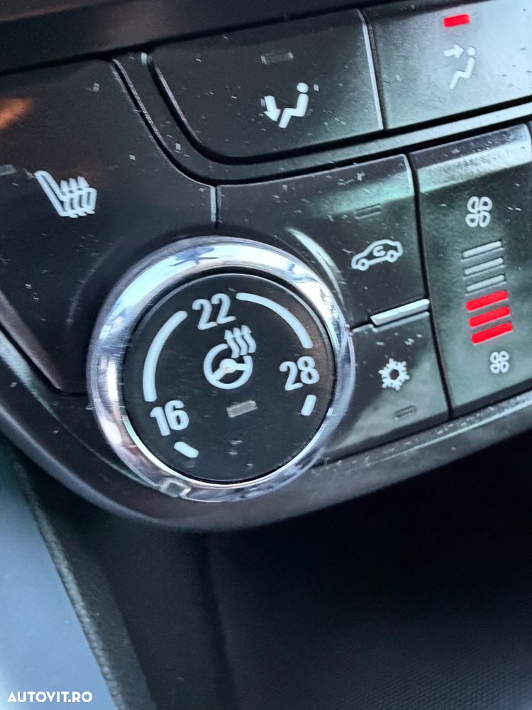Opel Zafira - 36