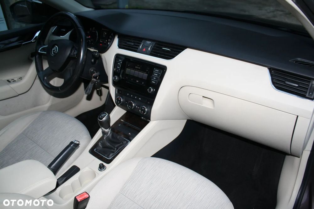 Skoda Octavia 1.4 TSI Elegance - 23