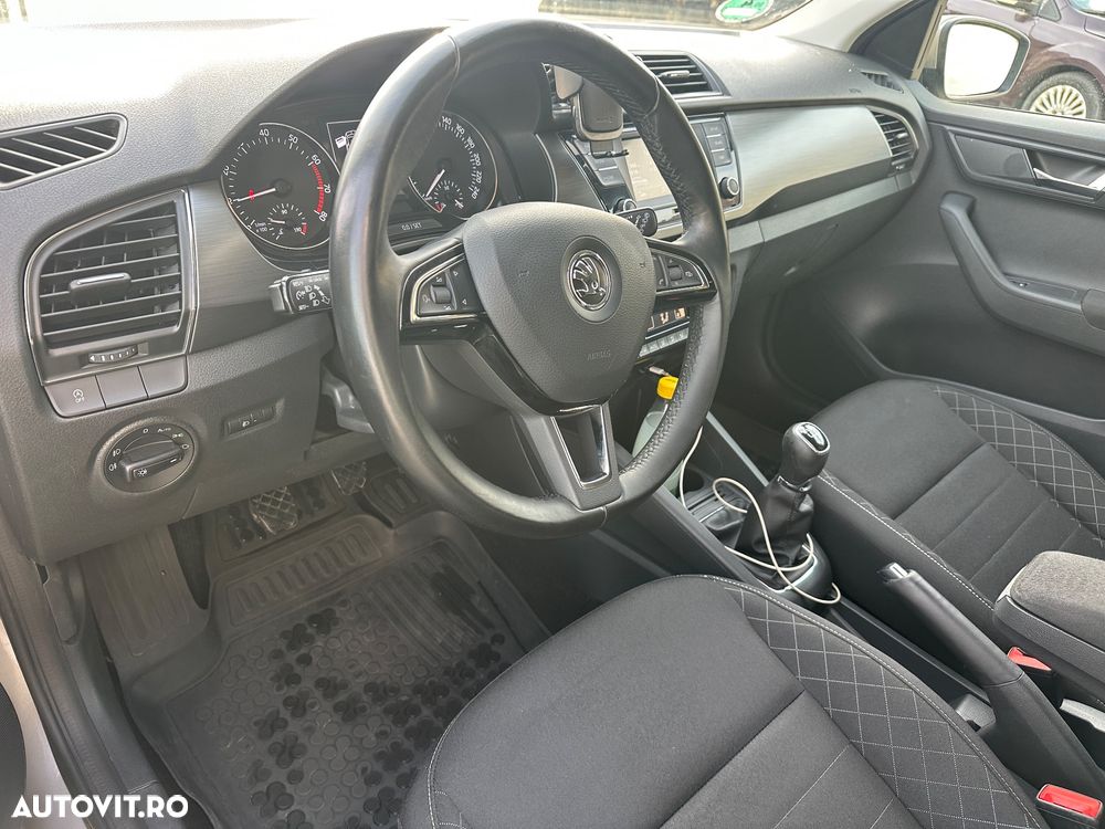 SKODA Fabia 2015 — imagine 9
