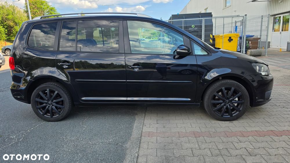 Volkswagen Touran 2.0 TDI DPF DSG Comfortline - 6