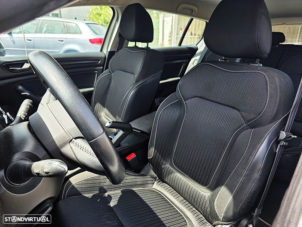 Renault Mégane Sport Tourer 1.5 Blue dCi Limited - 9