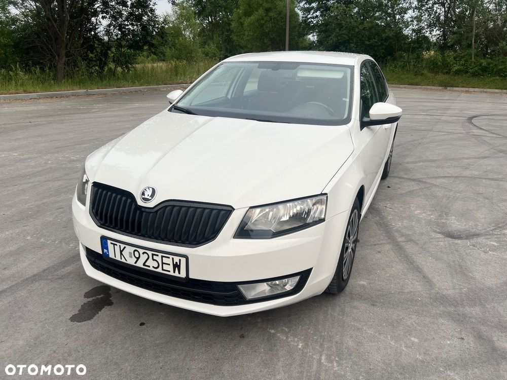 Skoda Octavia 1.6 TDI Ambition DSG - 2