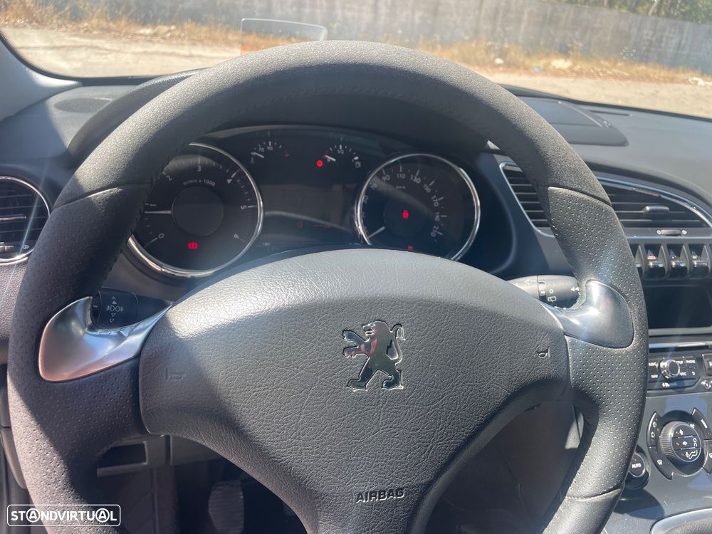 Peugeot 3008 1.6 HDi SE Style - 11