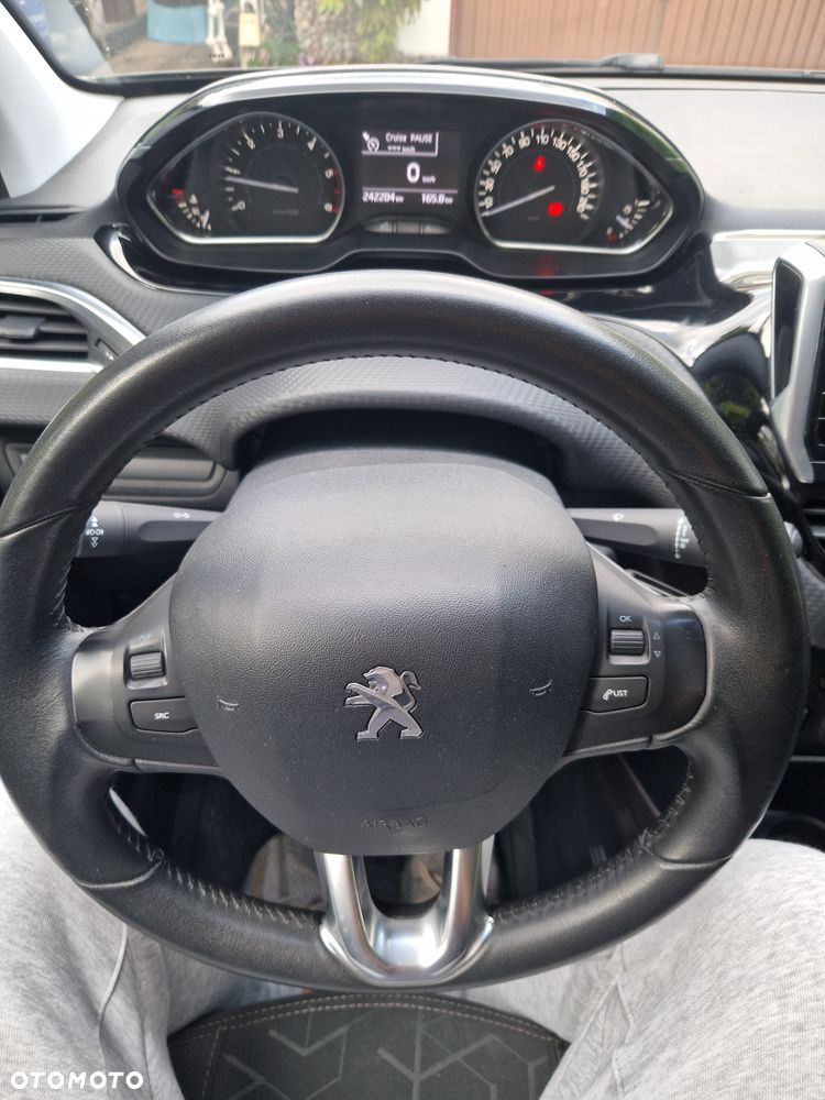 Peugeot 2008 1.6 BlueHDi Active - 34