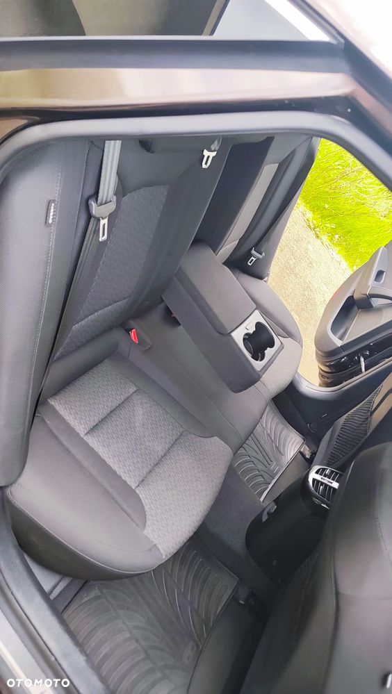 Hyundai i40 Kombi 1.7 CRDi DCT Premium - 40