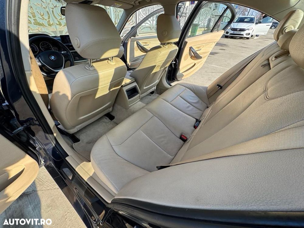 BMW Seria 3 318d xDrive - 10