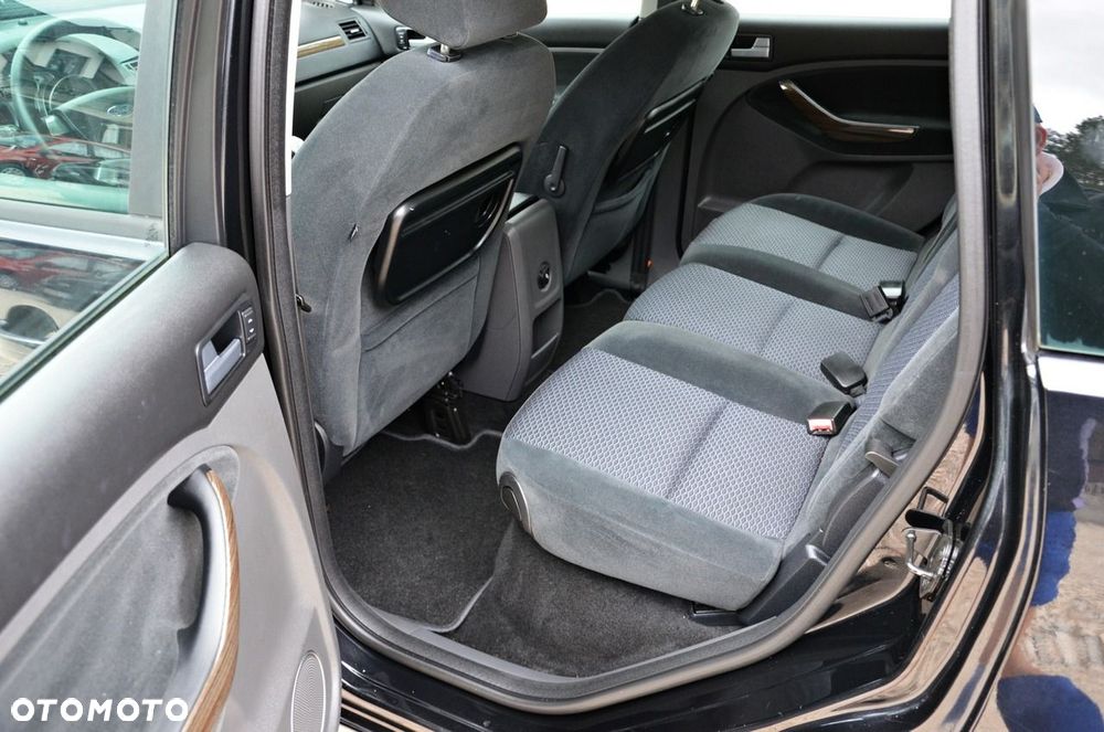 Ford C-MAX 1.8 TDCi Ghia - 32
