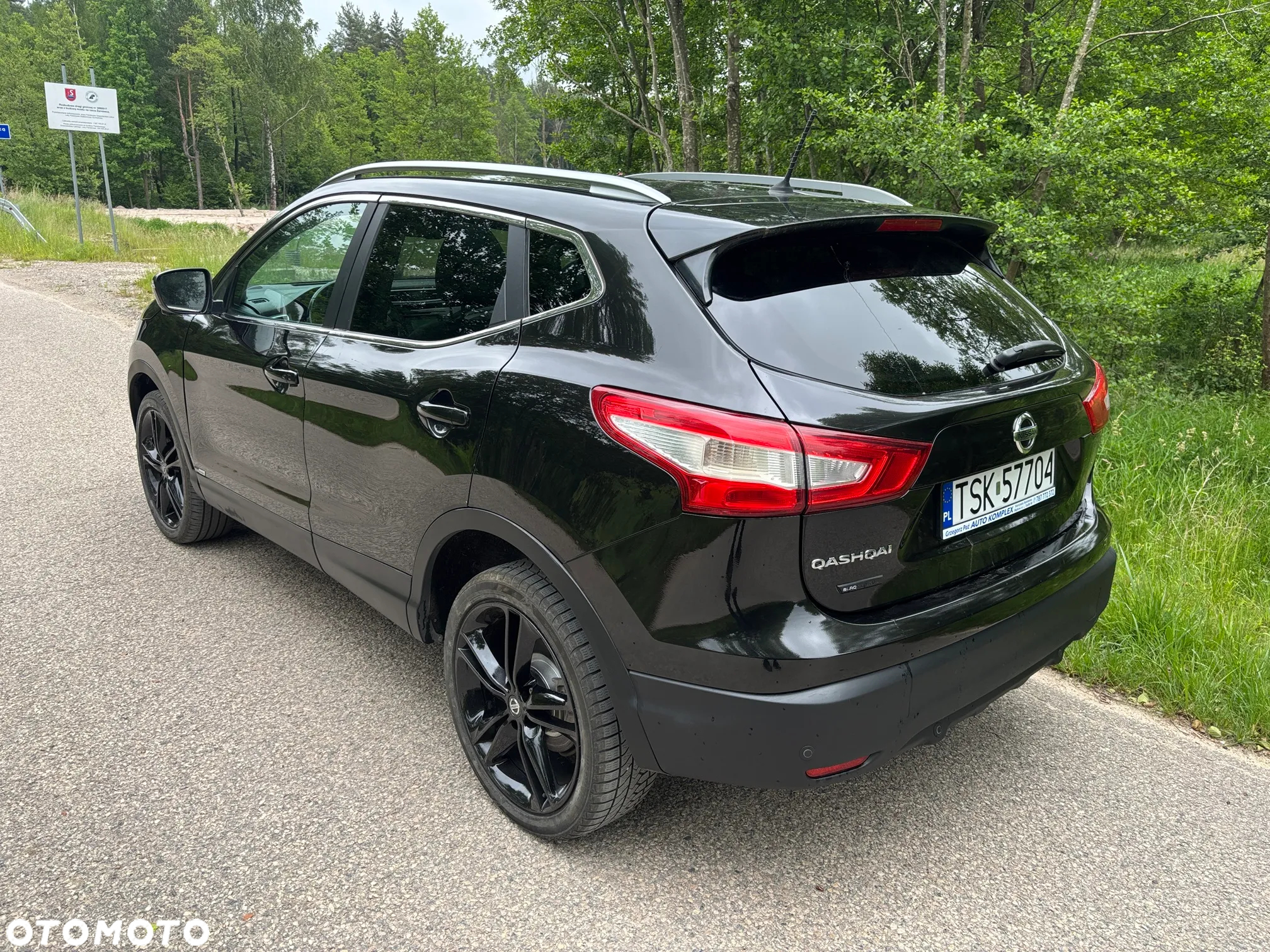 Nissan Qashqai 1.6 DCi 4x4 Black Edition EU6 - 9