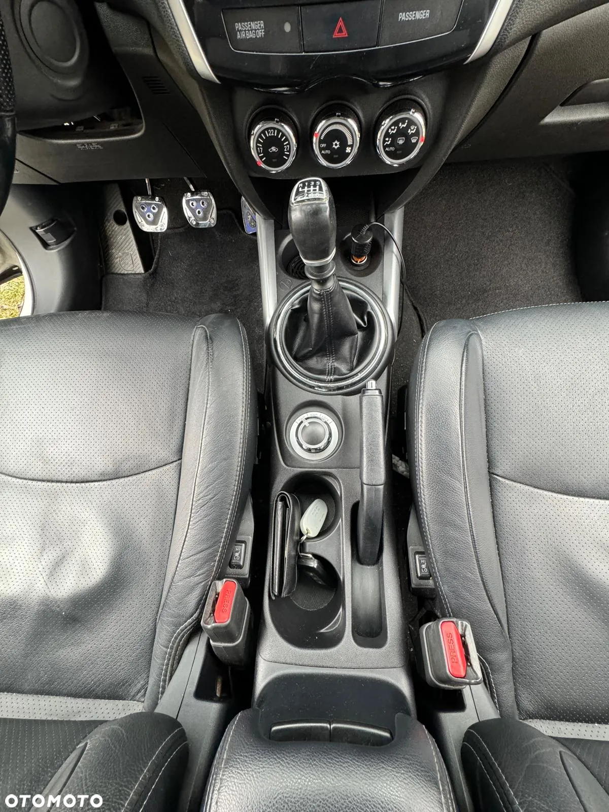 Peugeot 4008 HDI FAP 150 Stop & Start Allure - 19