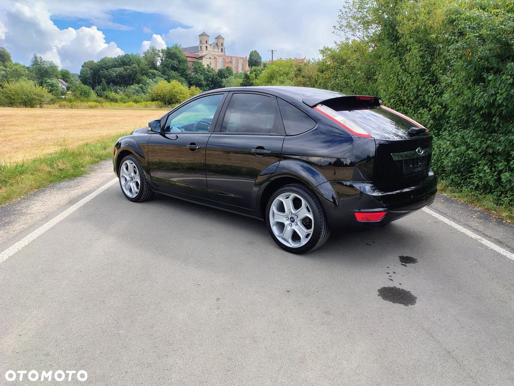 Ford Focus 1.8 Sport - 7