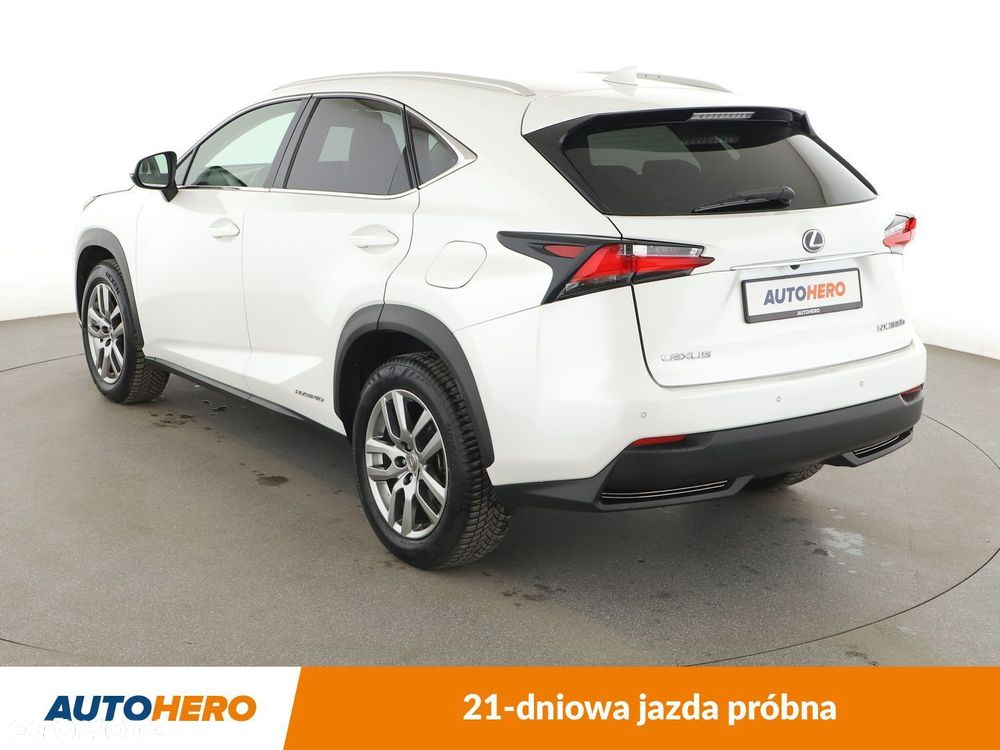 Lexus NX 300h Comfort AWD - 4