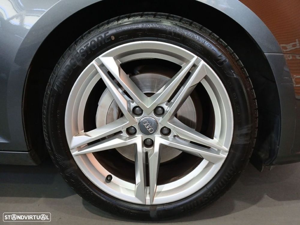 Audi A4 Avant 2.0 TDI S-line S tronic - 26