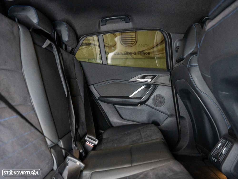 BMW iX2 eDrive20 Pack Desportivo M - 18