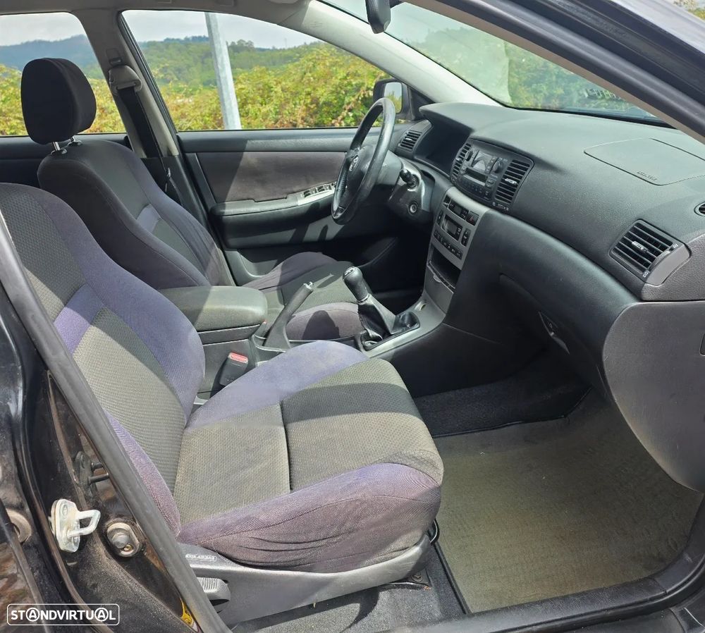 Toyota Corolla 1.4 D-4D Sol - 12