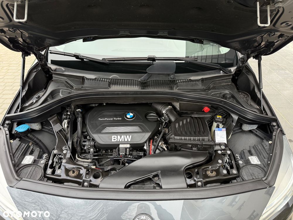 BMW Seria 2 218d - 37