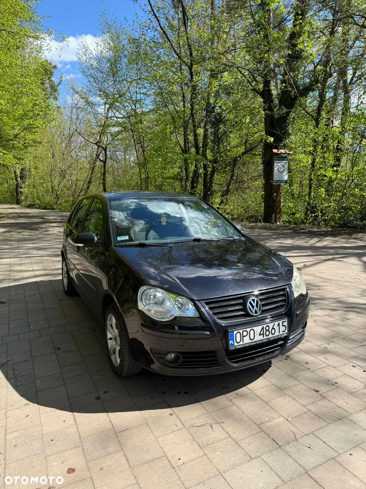 Volkswagen Polo 1.4 16V Comfortline - 2