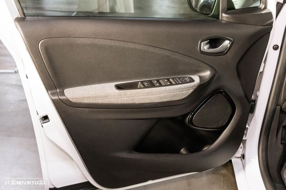 Renault Zoe (c/ Bateria) Intens 50 - 40