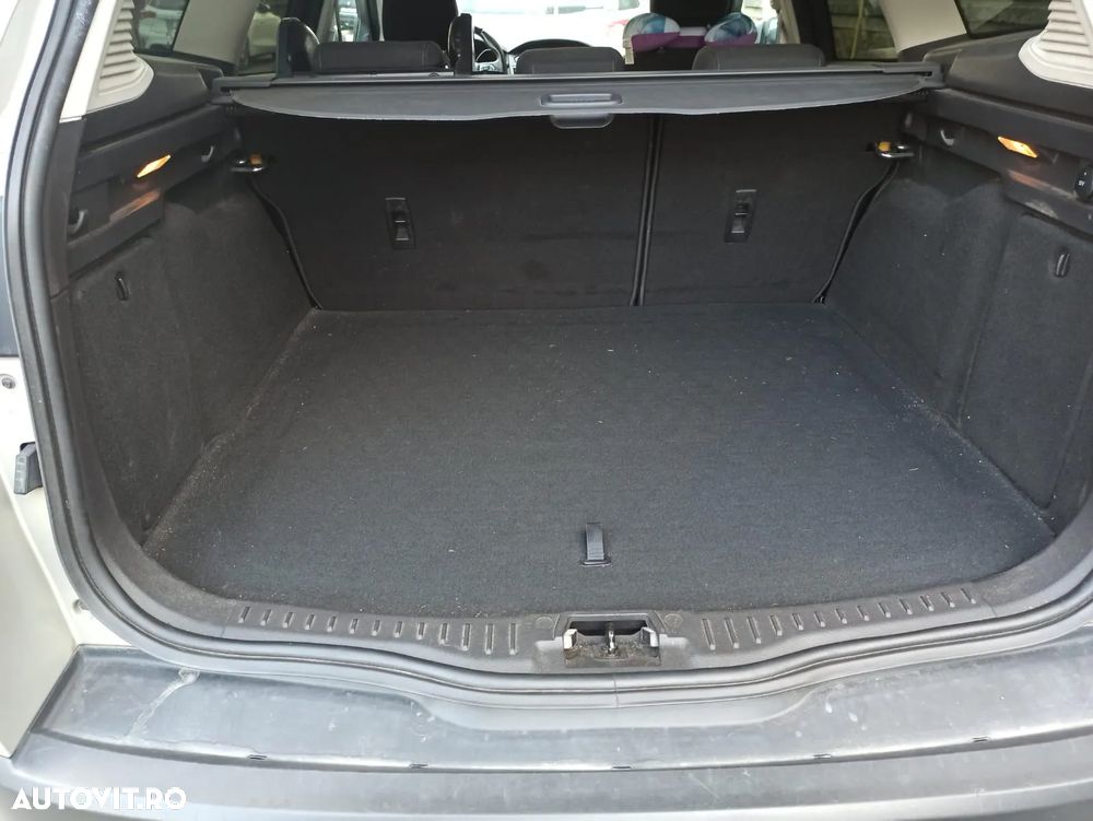 Ford Focus 1.0 EcoBoost Titanium - 11