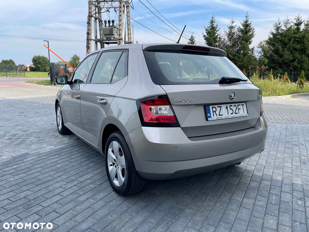Skoda Fabia 1.2 TSI Ambition - 9