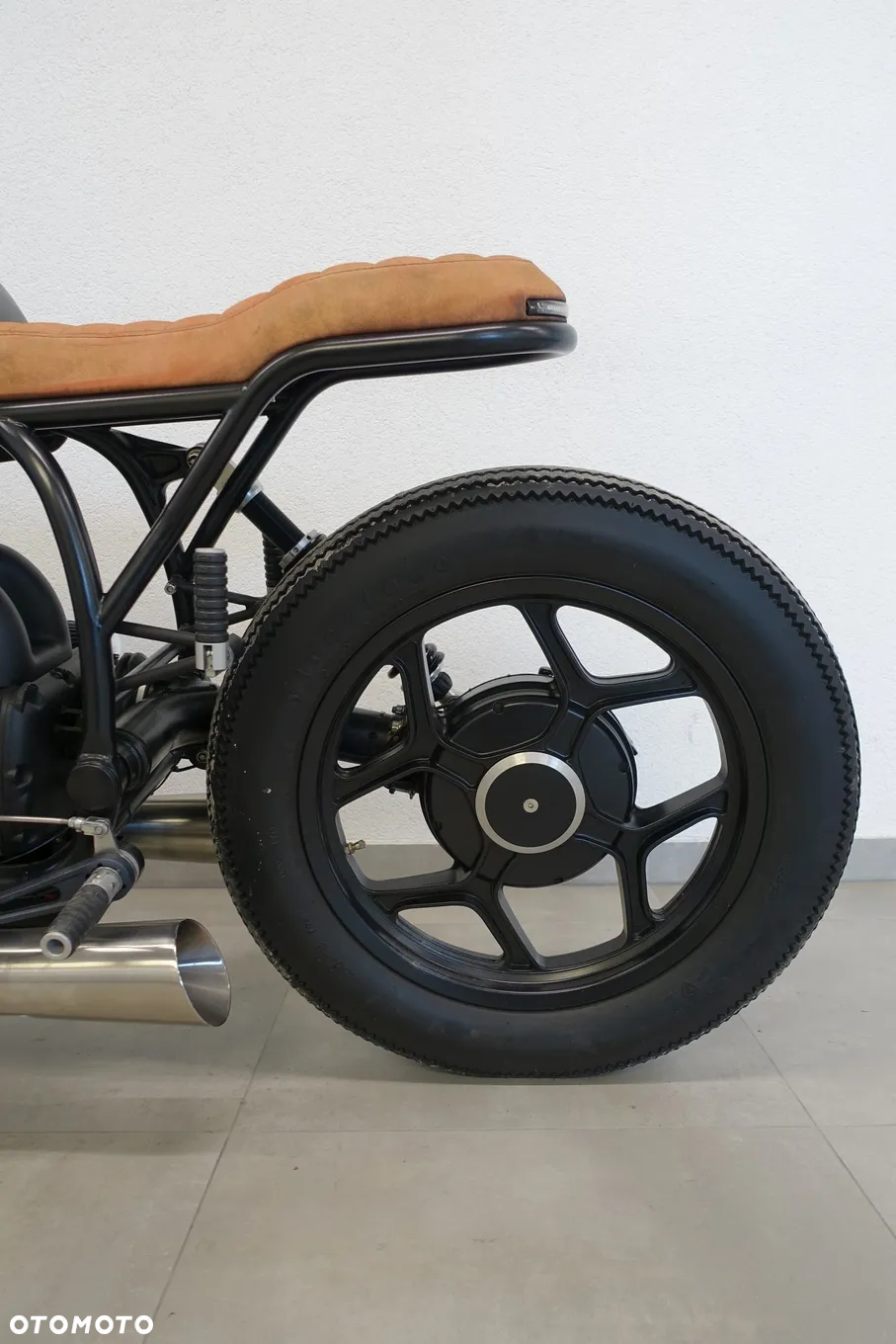 BMW R - 19