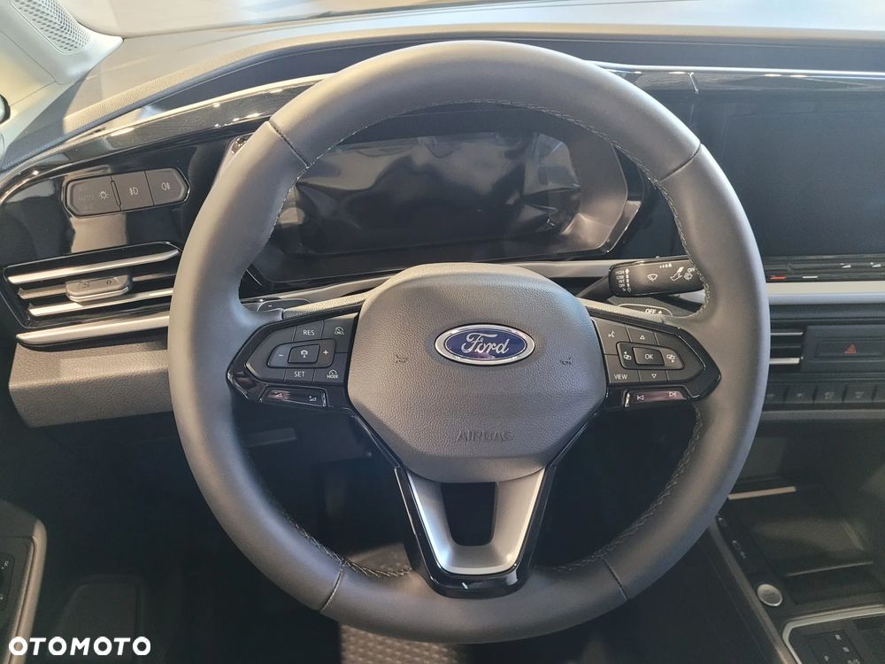 Ford Transit Connect - 12
