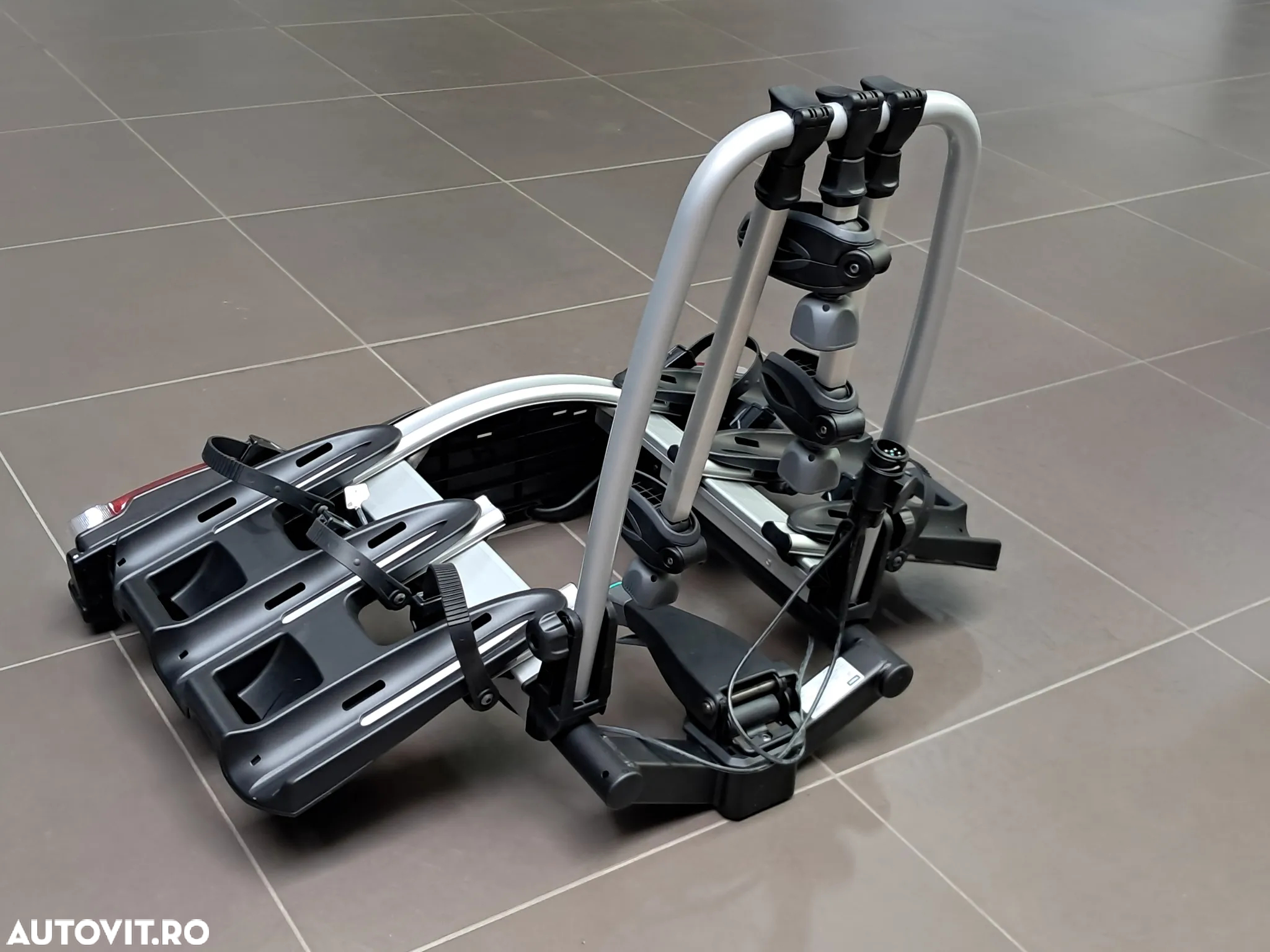 Suport pentru 3 biciclete Thule Coach 276 - 3
