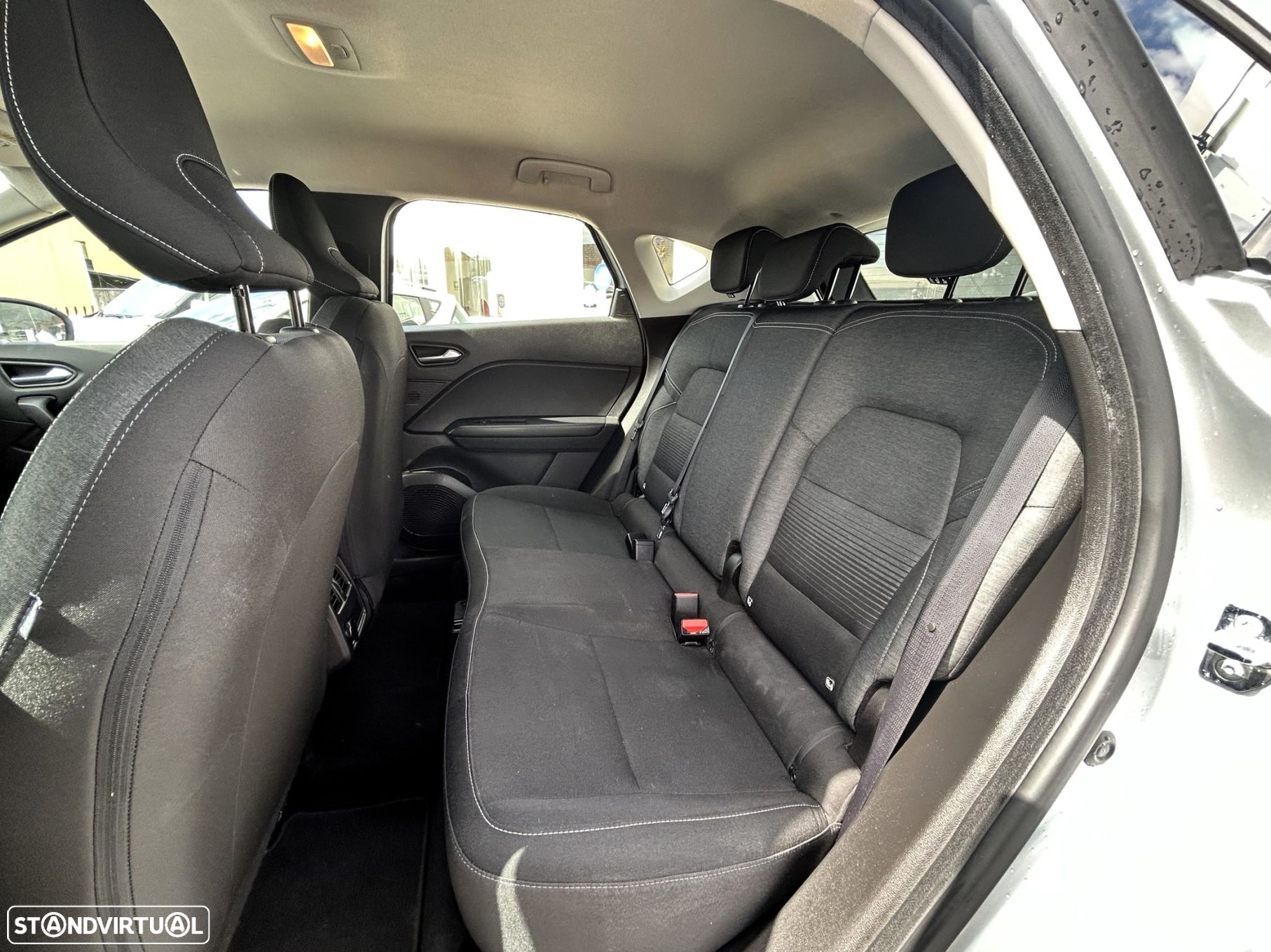 Renault Captur - 24