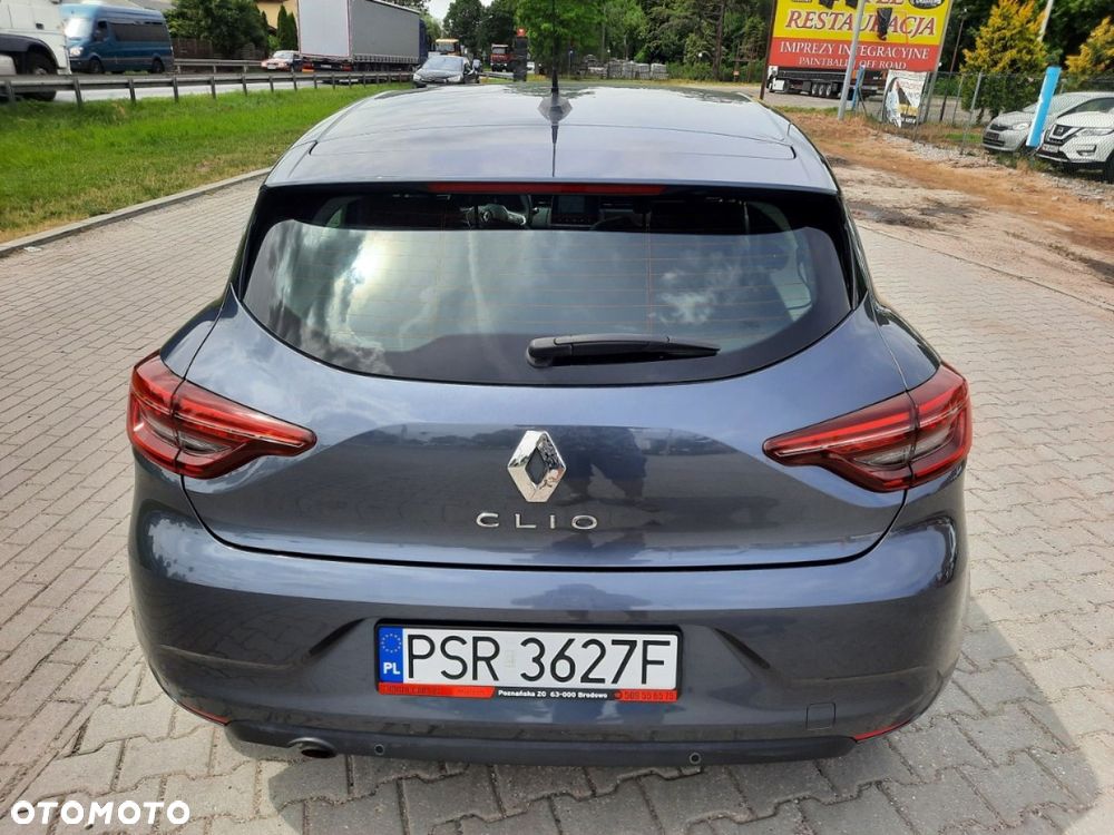 Renault Clio - 7