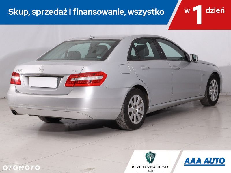 Mercedes-Benz Klasa E - 6