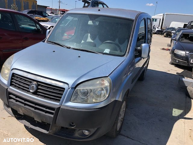 Dezmembrez Fiat Doblo an 2008 1.3 Multijet - 7
