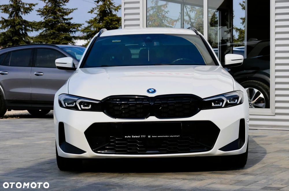 BMW Seria 3 330e xDrive M Sport sport - 3