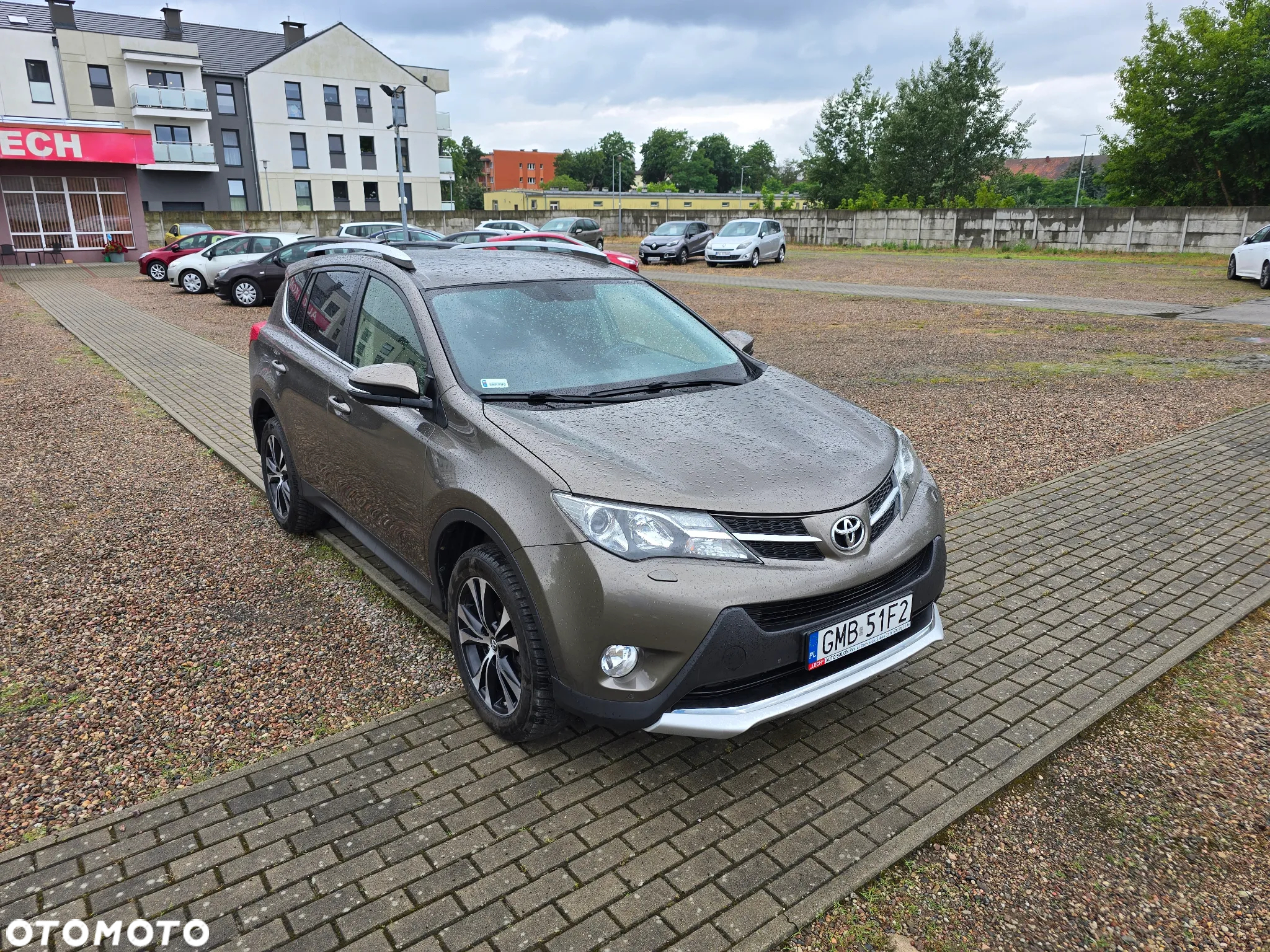 Toyota RAV4 2.0 D-4D Premium - 4