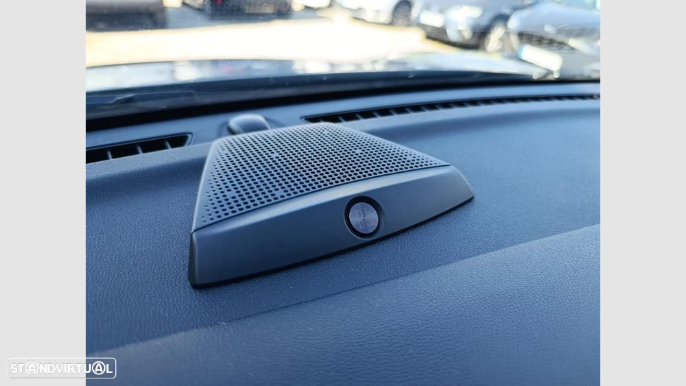 Ford Puma 1.0 EcoBoost MHEV ST-Line X - 14