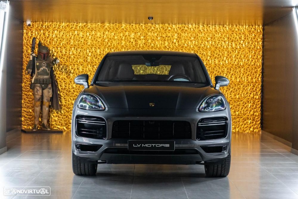 Porsche Cayenne Coupé Turbo S E-Hybrid - 15