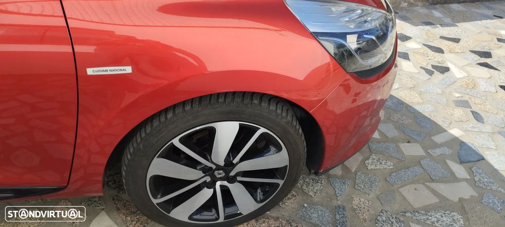 Renault Clio Sport Tourer - 1